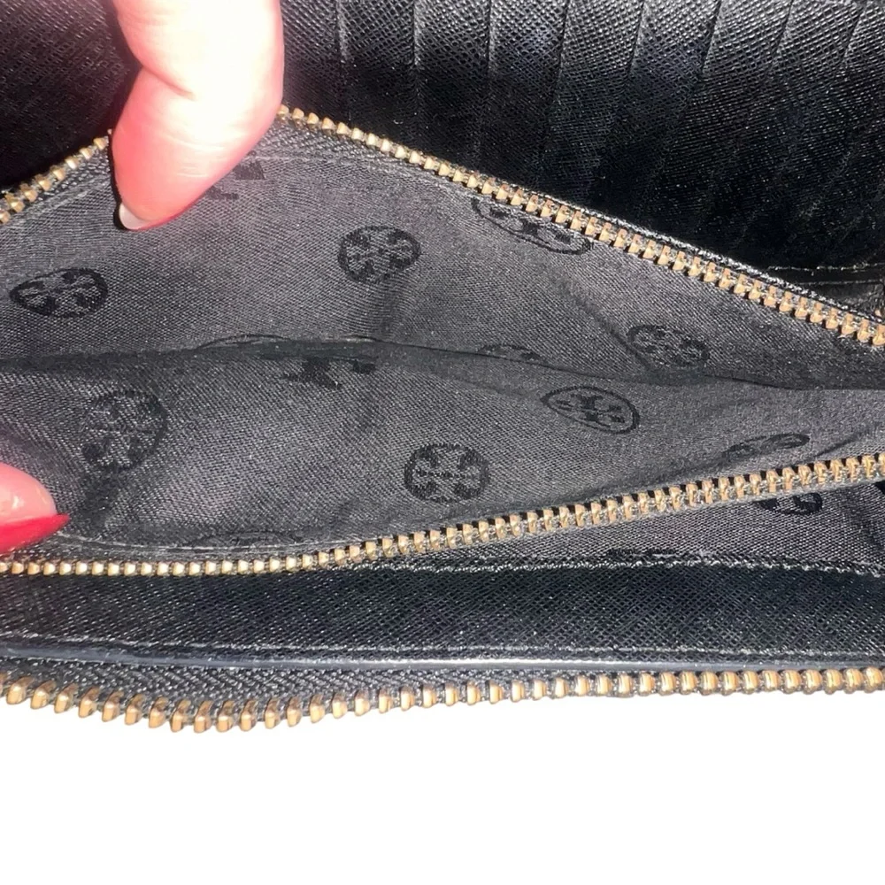 EUC Tory Burch Black Saffiano Leather Zip Around Long Wallet Gold Hardware